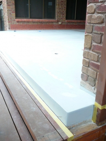 Screed & base coat applied to Patio floor