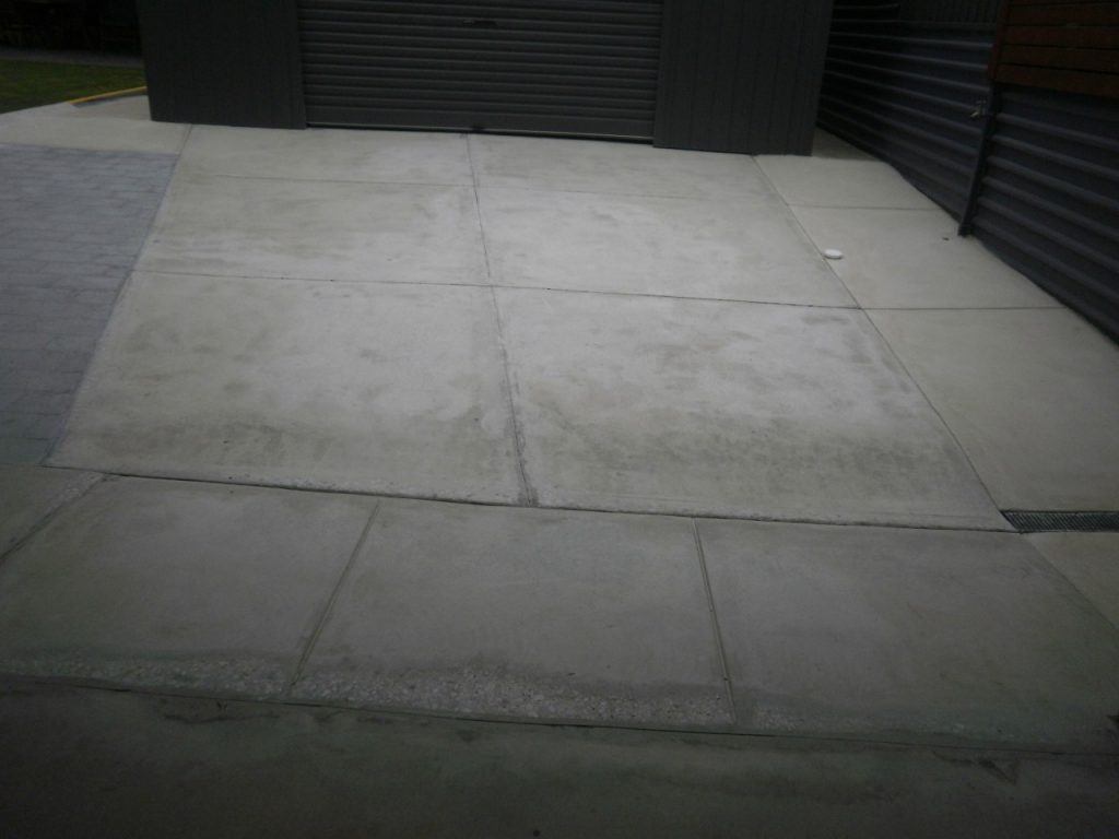 Concrete resurfacing, driveway before