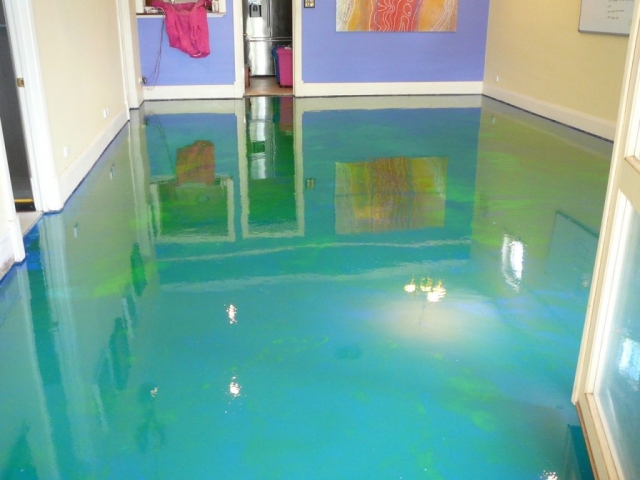 Concrete resurfacing: epoxy paint green illusion floor