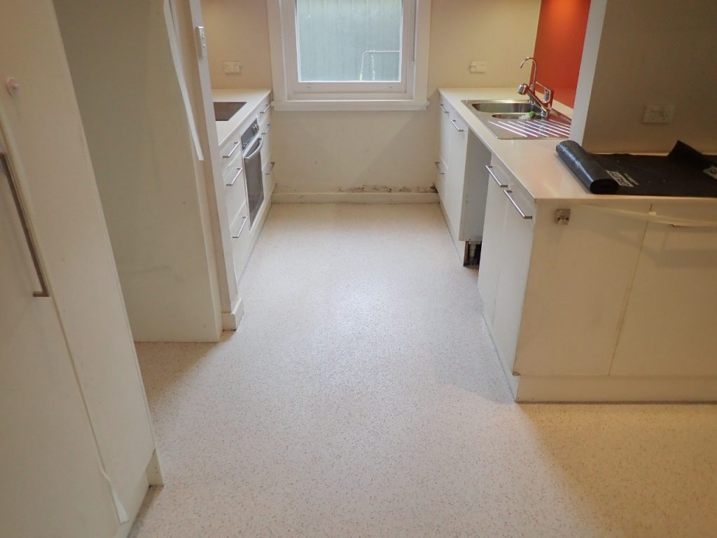 Slate resurfacing: Multiflake kitchen floor - After