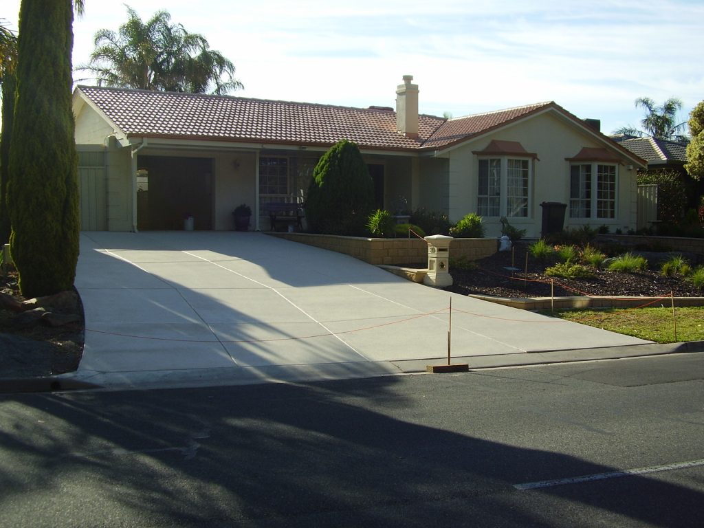 Concrete resurfacing, multiflake driveway