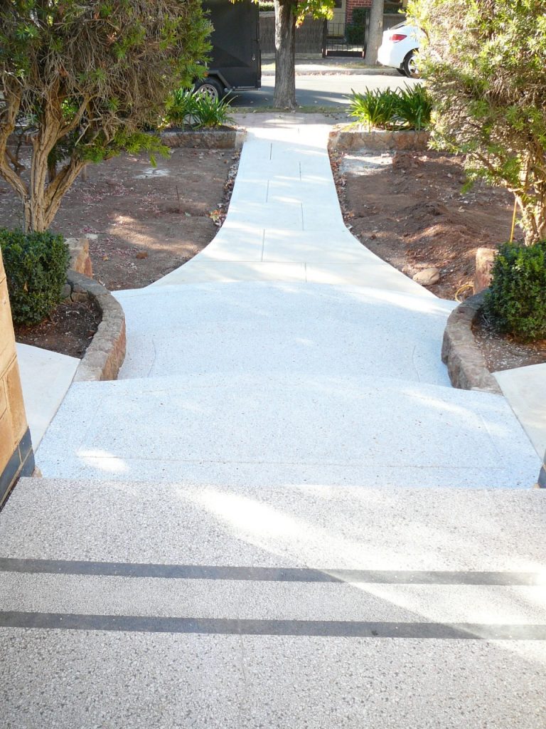 Verandah steps with Multiflake coating