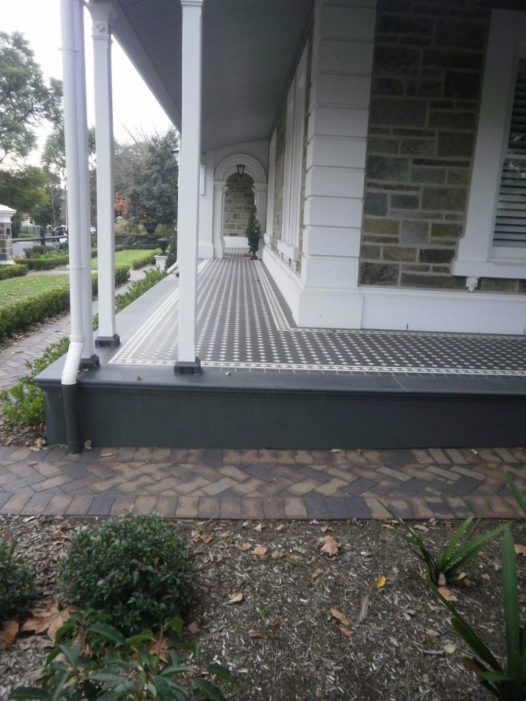 Tessallated verandah, Charcoal & White