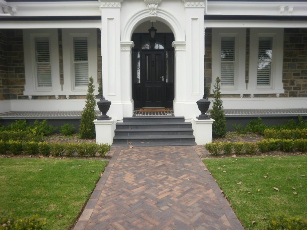Tessellated tiled verandah, Charcoal & White